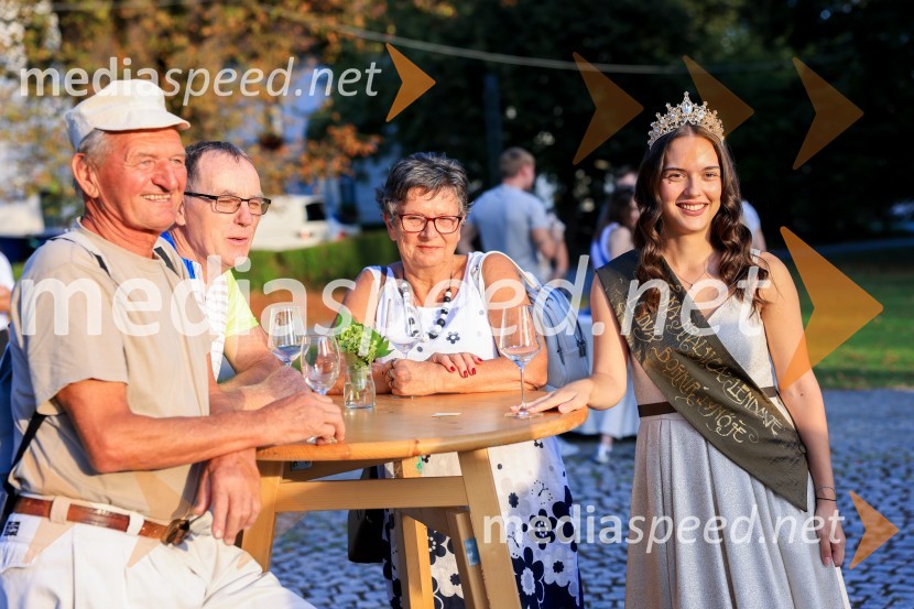  ... ;  ... ;  ... ;  Lucija Šetar, Vinska kraljica LendaveVečer lendavskih vin in koncert Maje Keuc
