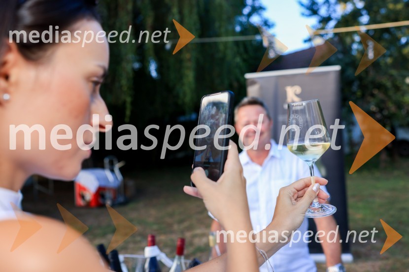 Večer lendavskih vin in koncert Maje Keuc