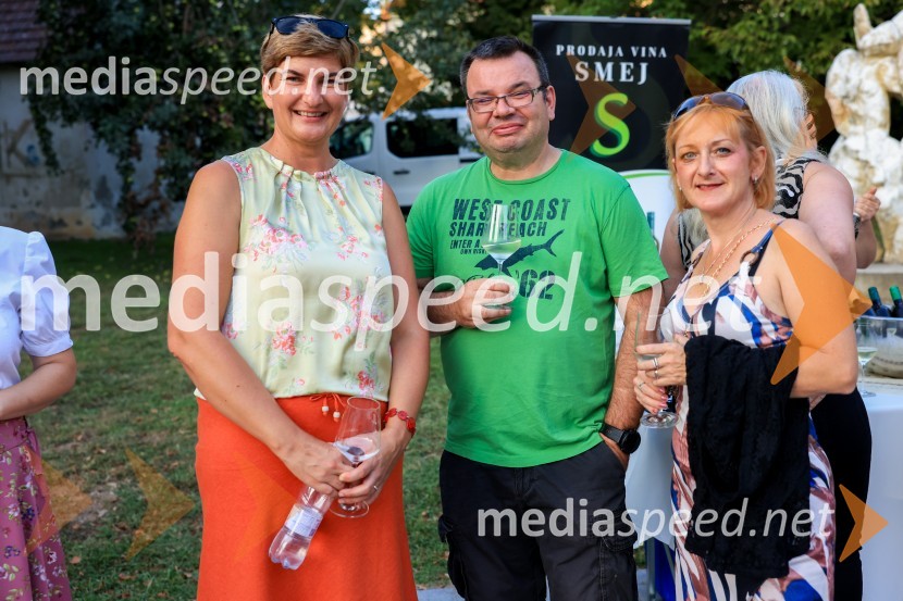  Martina  Bukovec, direktorica, Zavod za turizem in razvoj Lendava;  ... ;  ... Večer lendavskih vin in koncert Maje Keuc