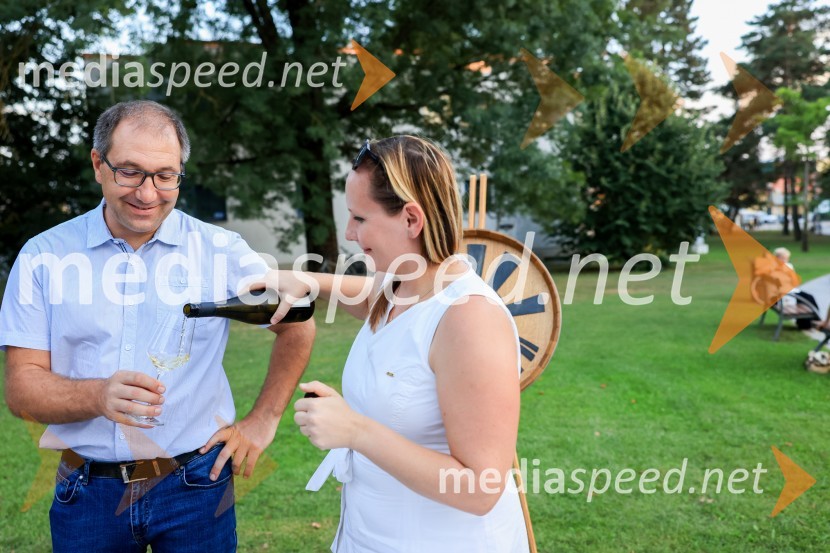 Večer lendavskih vin in koncert Maje Keuc
