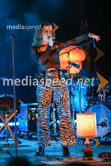  Maja Keuc, pevka, AmayaVečer lendavskih vin in koncert Maje Keuc