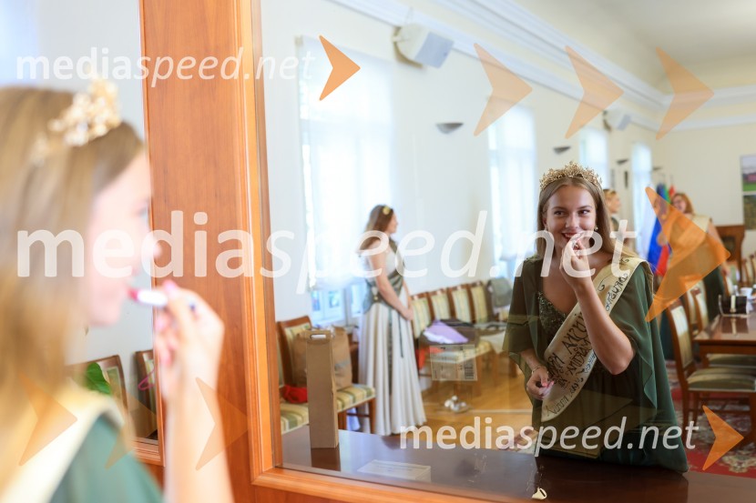  Neja Horvatič, vinska kraljica Martina XII45. Lendavska trgatev 2024