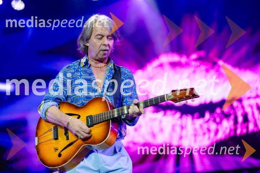  Robert Pešut - Magnifico, glasbenikMagnifico, koncert ob 30-letnici samostojne kariere