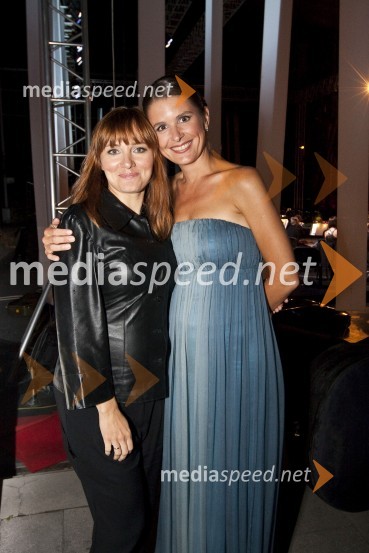 Sandra Zupanc - Sendi, pevka in Bernarda Žarn, povezovalka večera in Femme Fatale 2008Poletna noč - koncert Elde Viler z gosti ob 50. letnici delovanja