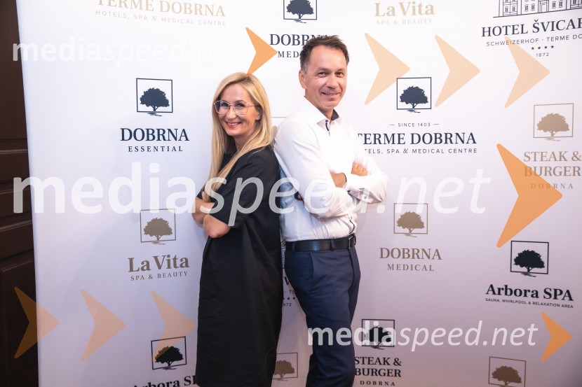  Žužana Šeruga, vodja prodaje, Terme Dobrna;  Leon Tomašić, direktor, Terme DobernaVlado Kreslin, Festival Ljubljana in Terme Dobrna