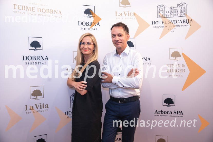  Žužana Šeruga, vodja prodaje, Terme Dobrna;  Leon Tomašić, direktor, Terme DobernaVlado Kreslin, Festival Ljubljana in Terme Dobrna