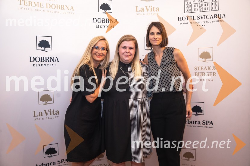  Žužana Šeruga, vodja prodaje, Terme Dobrna;  Kristina Peunik, marketing, Terme Dobrna;  Nina Koleša, marketing, Terme DobrnaVlado Kreslin, Festival Ljubljana in Terme Dobrna