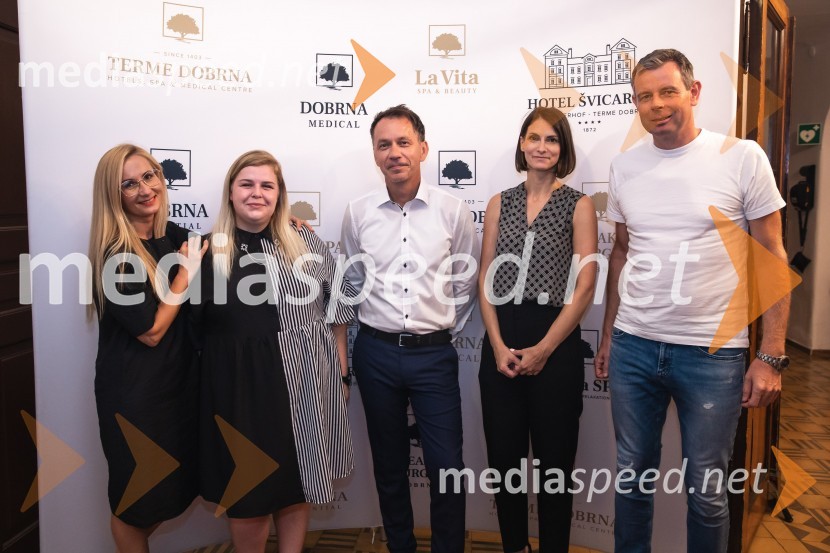  Žužana Šeruga, vodja prodaje, Terme Dobrna;  Kristina Peunik, marketing, Terme Dobrna;  Leon Tomašić, direktor, Terme Doberna;  Nina Koleša, marketing, Terme Dobrna;  Andrej Eržen, direktor, IARMRVlado Kreslin, Festival Ljubljana in Terme Dobrna