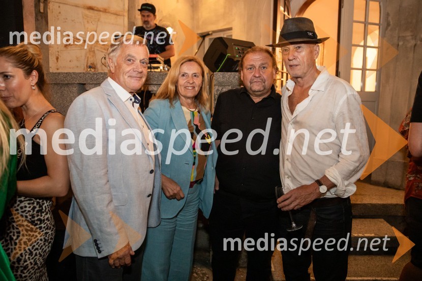  Aleksander Merlo, ginekolog;  ... ;  Darko  Brlek, direktor in umetniški vodja, Festival Ljubljana;  Vlado Kreslin, glasbenikVlado Kreslin, Festival Ljubljana in Terme Dobrna