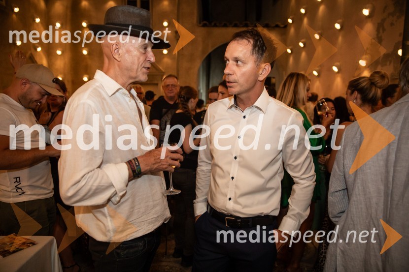  Vlado Kreslin, glasbenik;  Leon Tomašić, direktor, Terme DobernaVlado Kreslin, Festival Ljubljana in Terme Dobrna