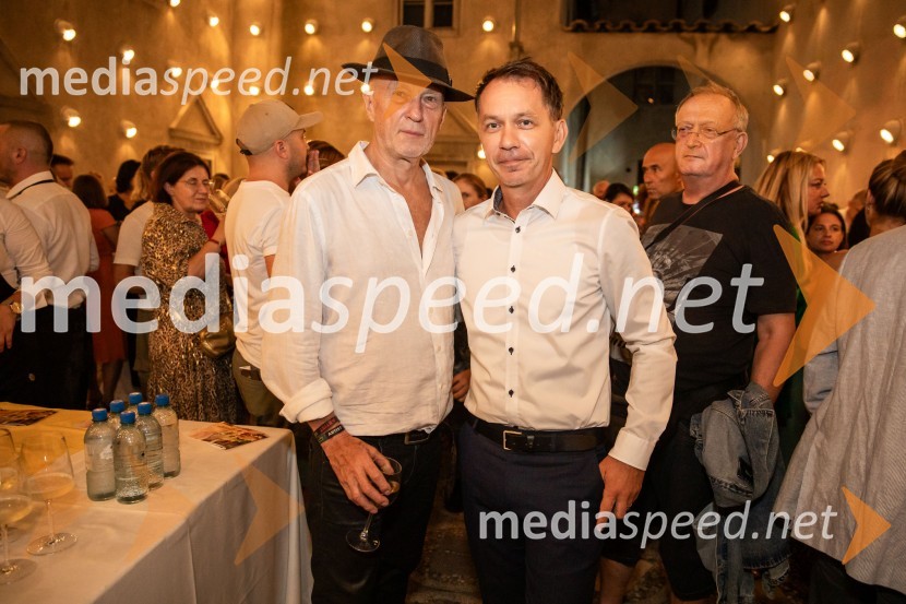  Vlado Kreslin, glasbenik;  Leon Tomašić, direktor, Terme DobernaVlado Kreslin, Festival Ljubljana in Terme Dobrna