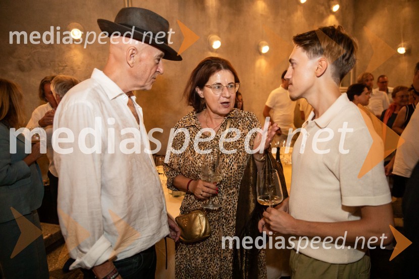  Vlado Kreslin, glasbenik;  ... ;  ... Vlado Kreslin, Festival Ljubljana in Terme Dobrna