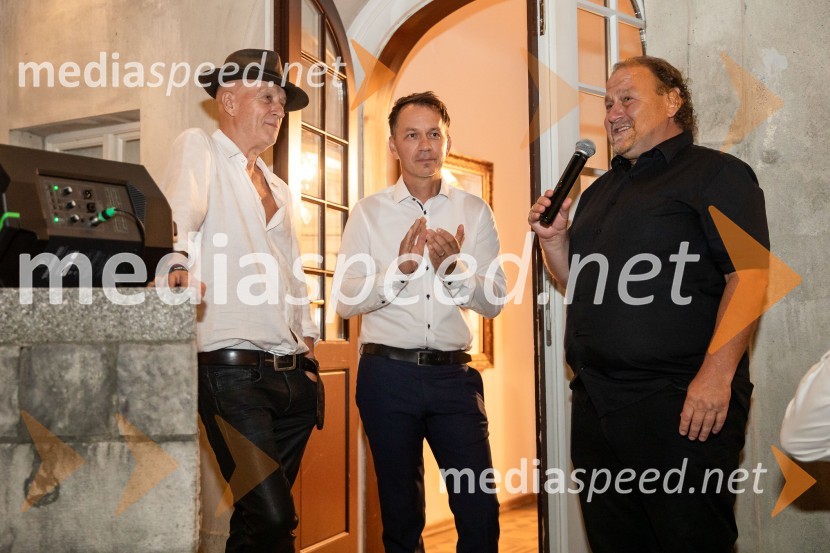  Vlado Kreslin, glasbenik;  Leon Tomašić, direktor, Terme Doberna;  Darko  Brlek, direktor in umetniški vodja, Festival LjubljanaVlado Kreslin, Festival Ljubljana in Terme Dobrna