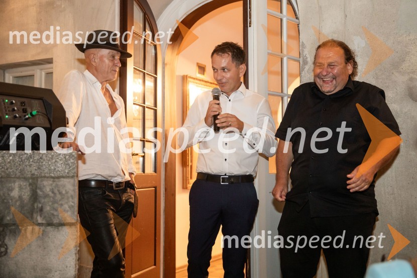  Vlado Kreslin, glasbenik;  Leon Tomašić, direktor, Terme Doberna;  Darko  Brlek, direktor in umetniški vodja, Festival LjubljanaVlado Kreslin, Festival Ljubljana in Terme Dobrna