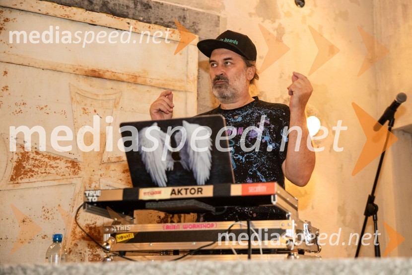  Dalaj Eegol, DJ- RecyclemanVlado Kreslin, Festival Ljubljana in Terme Dobrna
