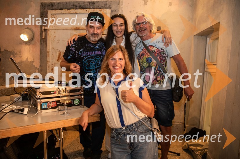  Dalaj Eegol, DJ- Recycleman;  Barbara Čepirlo Čičigoj, odnosi z javnostjo Opera in Balet Ljubljana;  Mia Puhar Rodin - Masayah, pevka;  Jadran ČičigojVlado Kreslin, Festival Ljubljana in Terme Dobrna