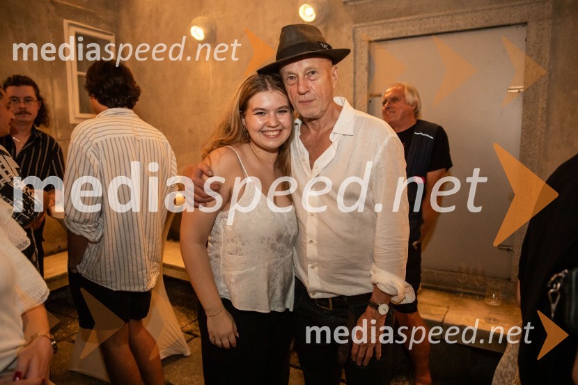  ... ;  Vlado Kreslin, glasbenikVlado Kreslin, Festival Ljubljana in Terme Dobrna