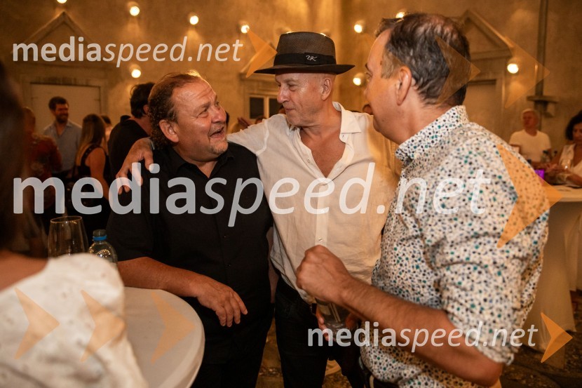  Darko  Brlek, direktor in umetniški vodja, Festival Ljubljana;  Vlado Kreslin, glasbenik;  ... Vlado Kreslin, Festival Ljubljana in Terme Dobrna