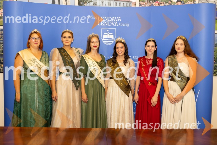  Sandra Kaučič, 20. Ljutomerska vinska kraljica;  Sandra Kumer, 6.vinska kraljica Jeruzalemsko ormoških goric;  Neja Horvatič, vinska kraljica Martina XII.;  Lucija Šetar, vinska kraljica Lendave;  Blažka Ilovar, 25. cvičkova princesa;  Nuša Horvat, 12. Prekmurska vinska kraljica45. Lendavska trgatev 2024