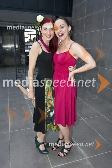 Maja Martina Merljak in Katja Šantl, igralkiPredstavitev knjige Salome: Novo rojstvo