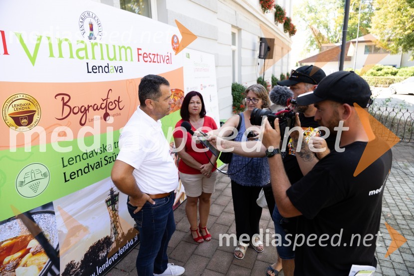  Janez Magyar, župan, Občina Lendava;  Elvira Vaupotič Göncz, predsednica, Zveze kulturnih društev Lendava45. Lendavska trgatev 2024