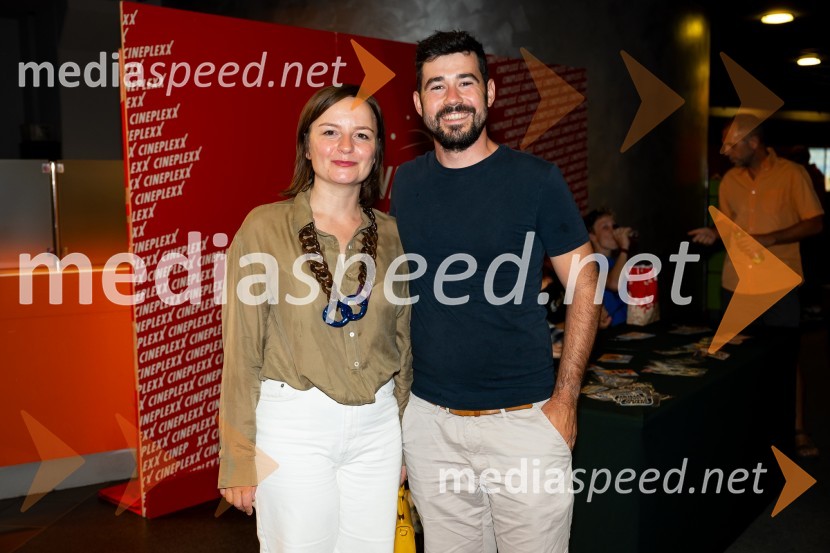  Barbara Daljavec, filmska producentka;  ... Film Igrišča ne damo doživel premiero tudi v Cineplexx Celje