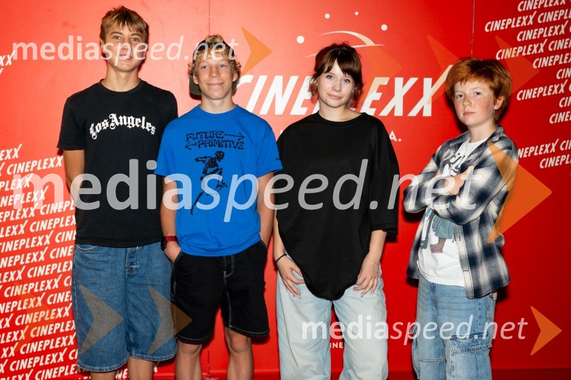  Youri Friderich, igralec;  Niko Lemark, igralec;  Kaja Šuštar, igralka;  David Trontelj, igralecFilm Igrišča ne damo doživel premiero tudi v Cineplexx Celje