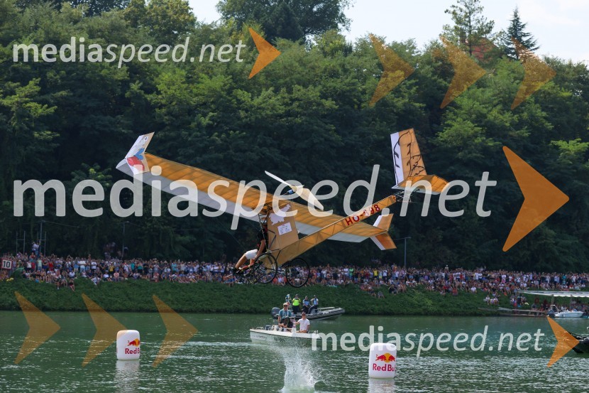 Red Bull Flugtag 2024