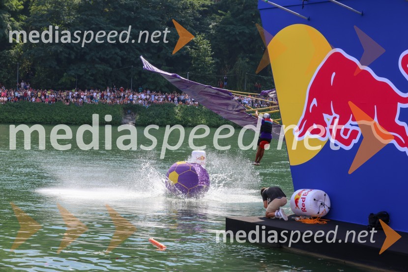 Red Bull Flugtag 2024