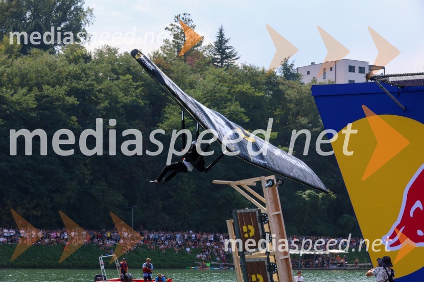 Red Bull Flugtag 2024