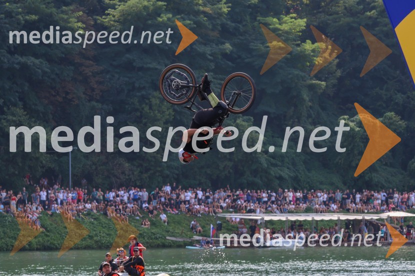 Red Bull Flugtag 2024