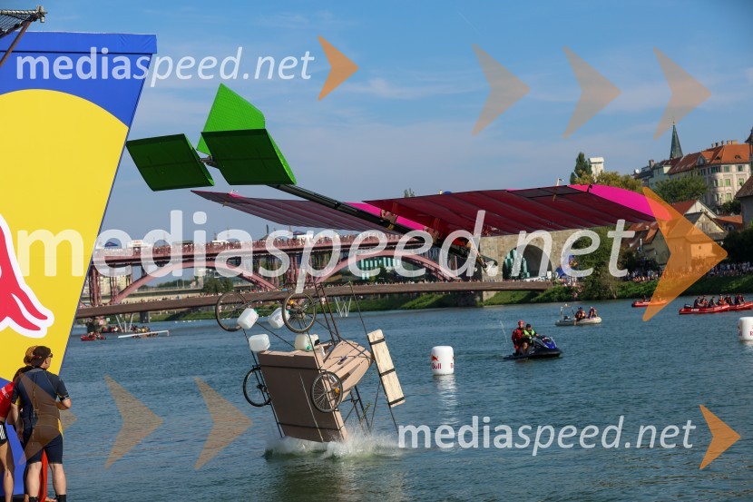 Red Bull Flugtag 2024