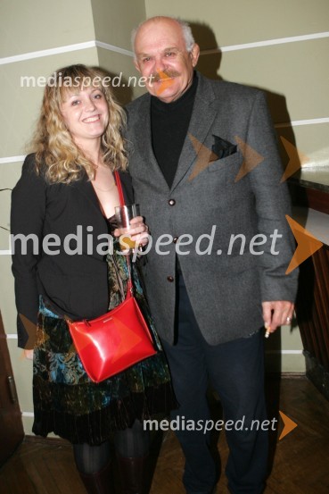 Tina Kosi, umetniški vodja SLG Celje in upokojeni igralec Janez Bermež, prava legenda SLG CeljeKafkov tič, premiera drame v SLG Celje