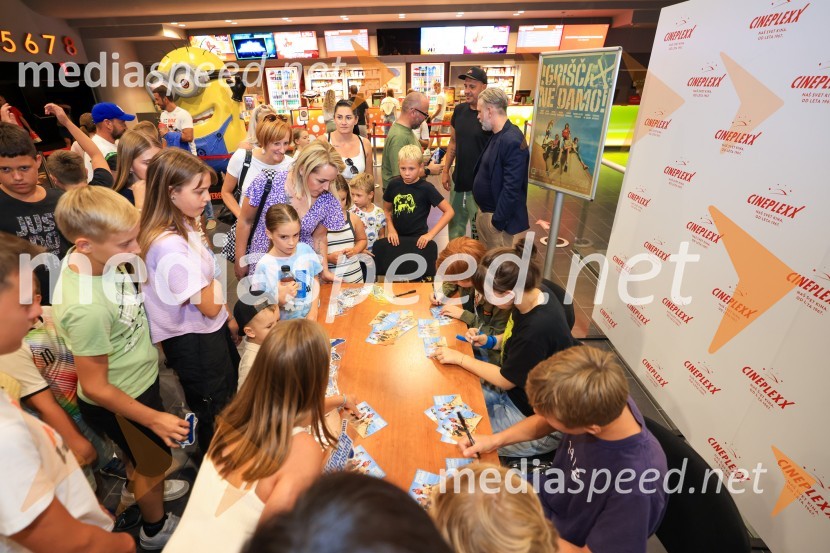 Igrišča ne damo!, premiera filma v Cineplexx Maribor