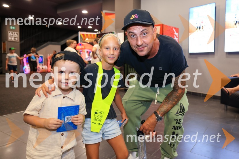  ... ;  Flora Čukur;  Boštjan Čukur, raper, 6 Pack ČukurIgrišča ne damo!, premiera filma v Cineplexx Maribor