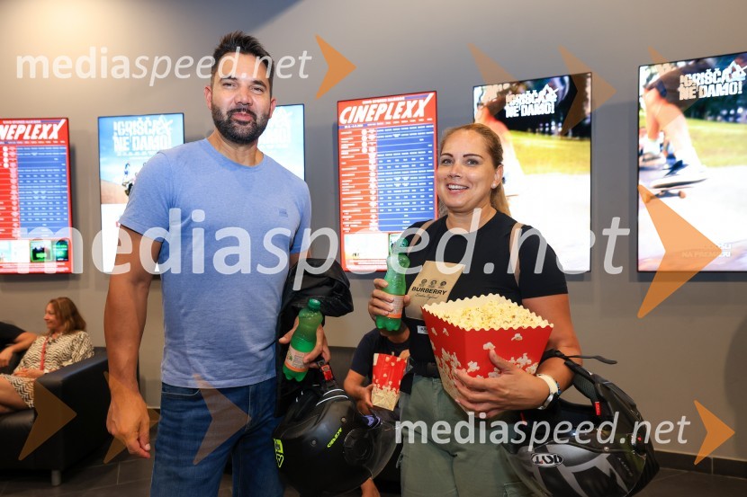  Tarek Naji, Odvetniška pisarna Gorjup;  ... Igrišča ne damo!, premiera filma v Cineplexx Maribor