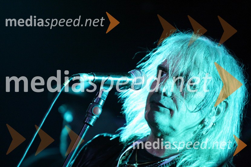  Bora Đorđević, skupina Riblja ČorbaUmrl je Bora Đorđević, pevec Riblje čorbe