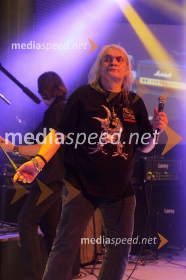  Bora Đorđević, skupina Riblja ČorbaUmrl je Bora Đorđević, pevec Riblje čorbe