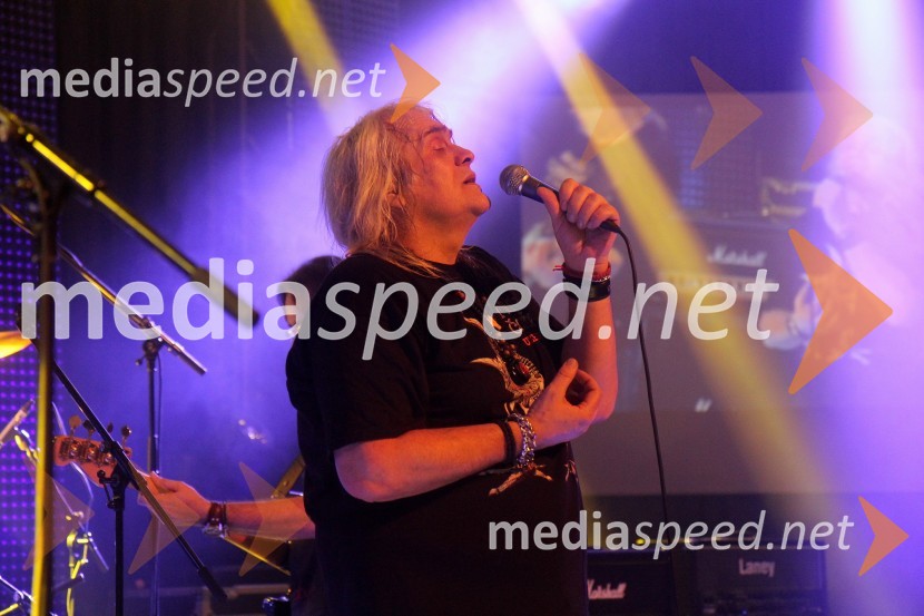  Bora Đorđević, skupina Riblja ČorbaUmrl je Bora Đorđević, pevec Riblje čorbe