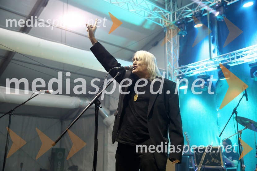  Bora Đorđević, skupina Riblja ČorbaUmrl je Bora Đorđević, pevec Riblje čorbe