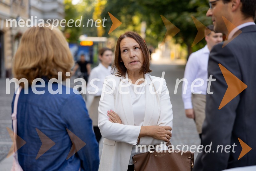Skupina EIB v Ljubljani odprla fotografsko razstavo o dveh desetletjih članstva Slovenije v EU