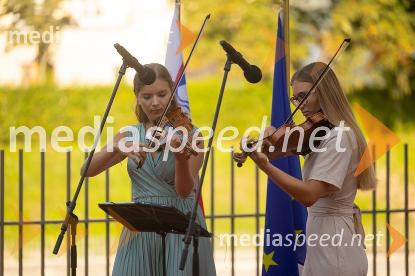 Skupina EIB v Ljubljani odprla fotografsko razstavo o dveh desetletjih članstva Slovenije v EU