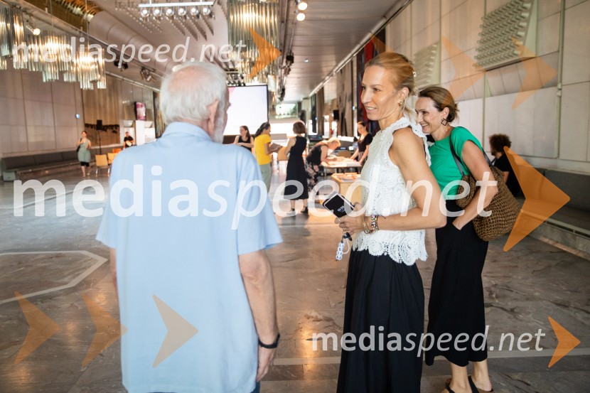  Mitja Meršol, novinar in politik;  Saša Globačnik, vodja stikov z javnostjo in marketinga, Cankarjev domPredstavitev sezone 2024/25, Cankarjev dom