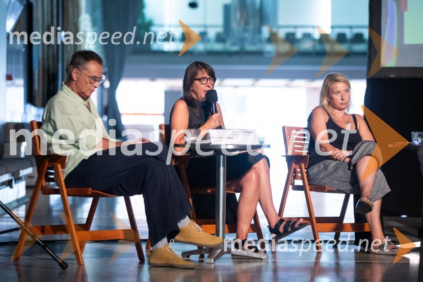  Jani Hace, glasbenik, Siddharta;  Barbara Rogelj, vodja humanističnega in kulturno-vzgojnega programa, Cankarjev dom;  Tatjana Doma, dramaturginja SLG CeljePredstavitev sezone 2024/25, Cankarjev dom