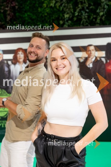  Alen Podlesnik, moderator, novinar POP TV;  Alenka Trogrlič, youtuberkaPremiera filma Beetlejuice, Beetlejuice v Cineplexx Ljubljana