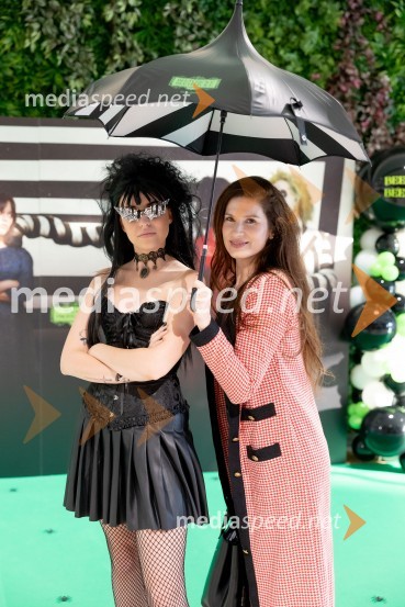  Kaja Kočevar- Kaya Solo, vlogerka;  Katja Ajster - Kataya, pevka, igralkaPremiera filma Beetlejuice, Beetlejuice v Cineplexx Ljubljana