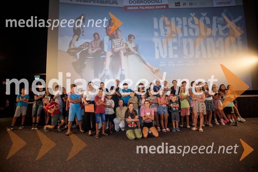 Film Igrišča ne damo! navdušil tudi v Cineplexx Kranj