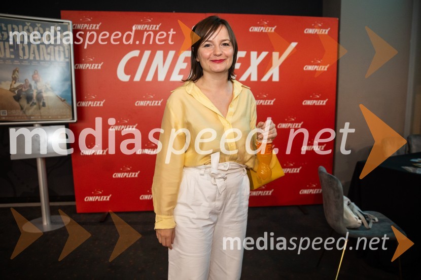  Barbara Daljavec, filmska producentkaFilm Igrišča ne damo! navdušil tudi v Cineplexx Kranj