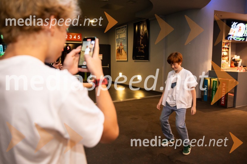  David Trontelj, igralecFilm Igrišča ne damo! navdušil tudi v Cineplexx Kranj