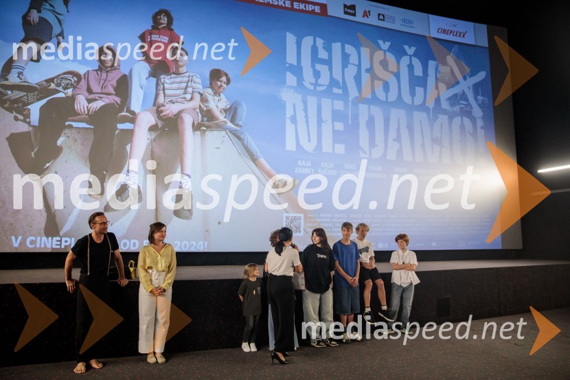 Film Igrišča ne damo! navdušil tudi v Cineplexx Kranj